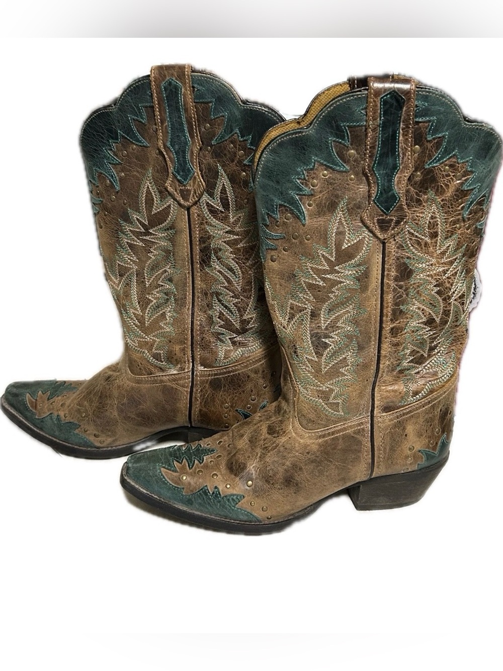 Laredo Women’s Western Snip Toe Leather Boots 9.5 
Western Embroidered Distresse
